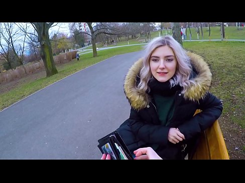 ❤️ Глотает горячую сперму незнакомца за деньги - минет в парке от Eva Elfie ️ Анальное порно на pornobot.ru ❌️❤